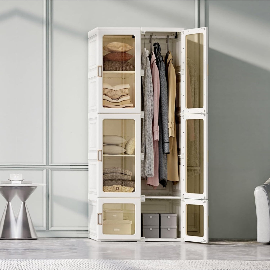 Kleiderschrank mit 6 Tueren