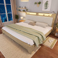 LED Beleuchtung praegt das Bettgestell in Beige