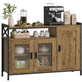 3 Tueren praegen das Sideboard aus Metall