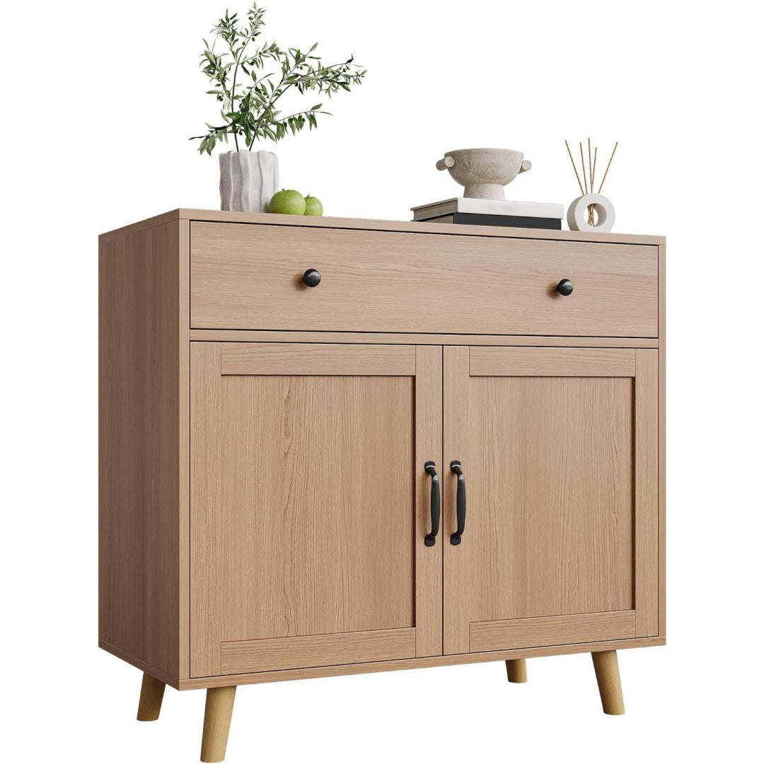 Sideboard mit den Massen 83 x 40 x 77 cm