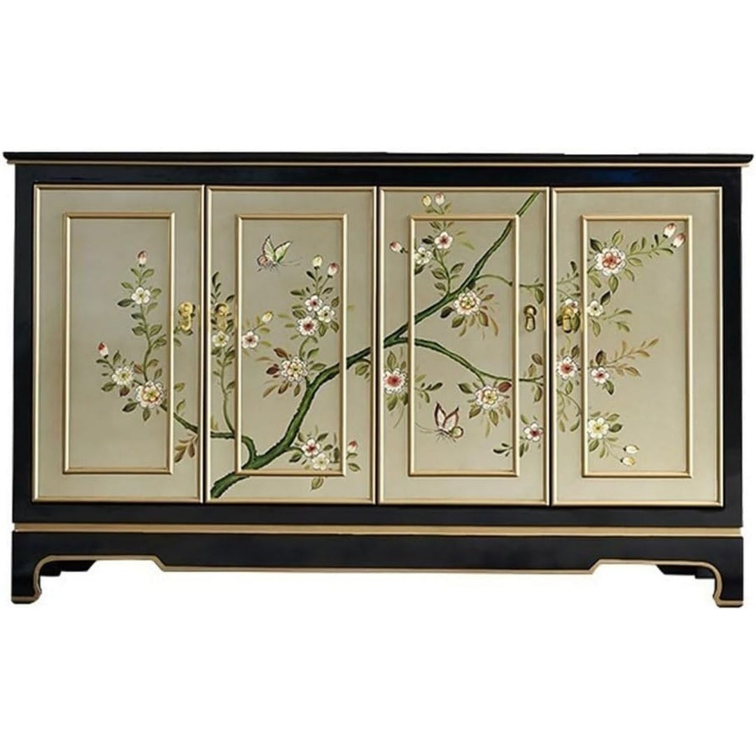 Das Sideboard setzt auf eine Farbgebung in Schwarz und Gold