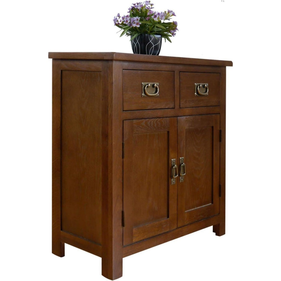 Sideboard verbindet matte Oberflaechen und 2 Schubladen